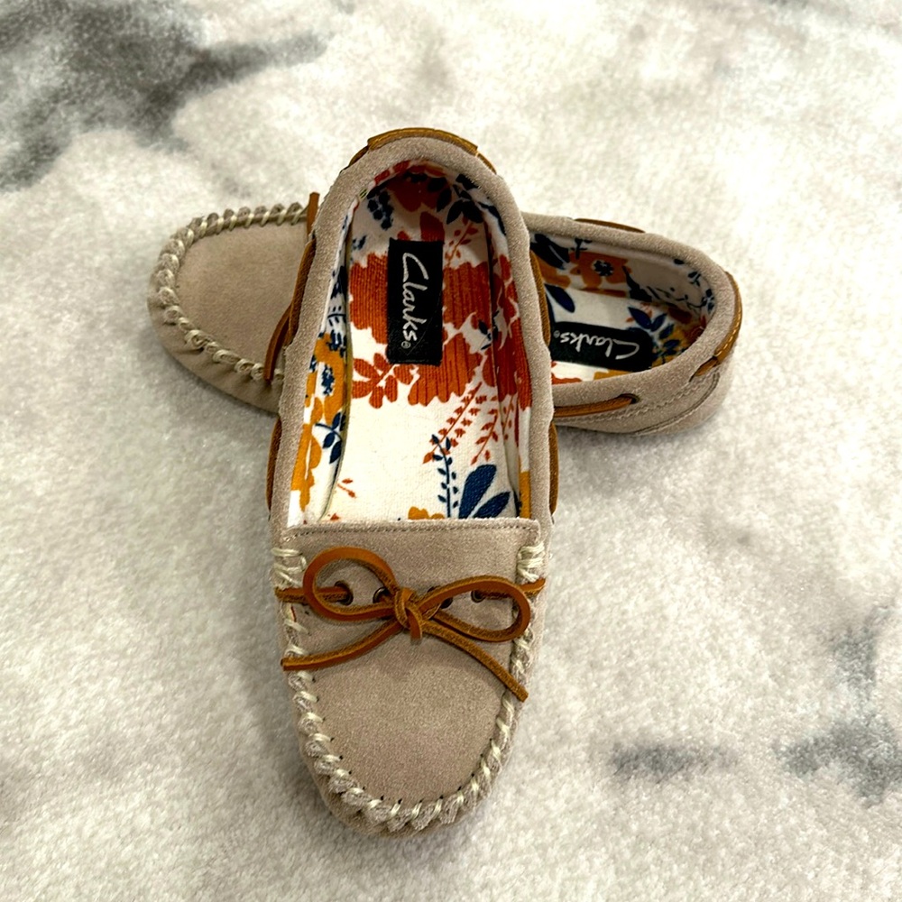 Clarks flat